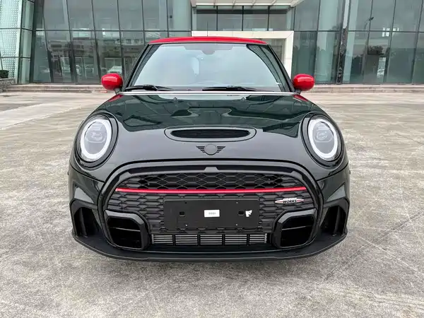 MINI JCW 2023