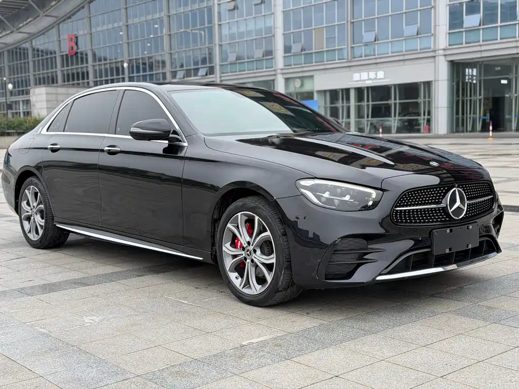 Mercedes-Benz E-Class 2021 — фото 3