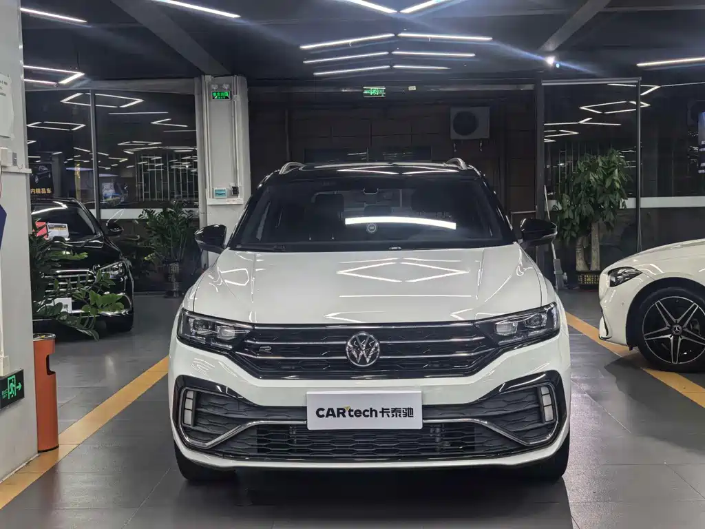 Volkswagen T-Roc 2023 — фото 8