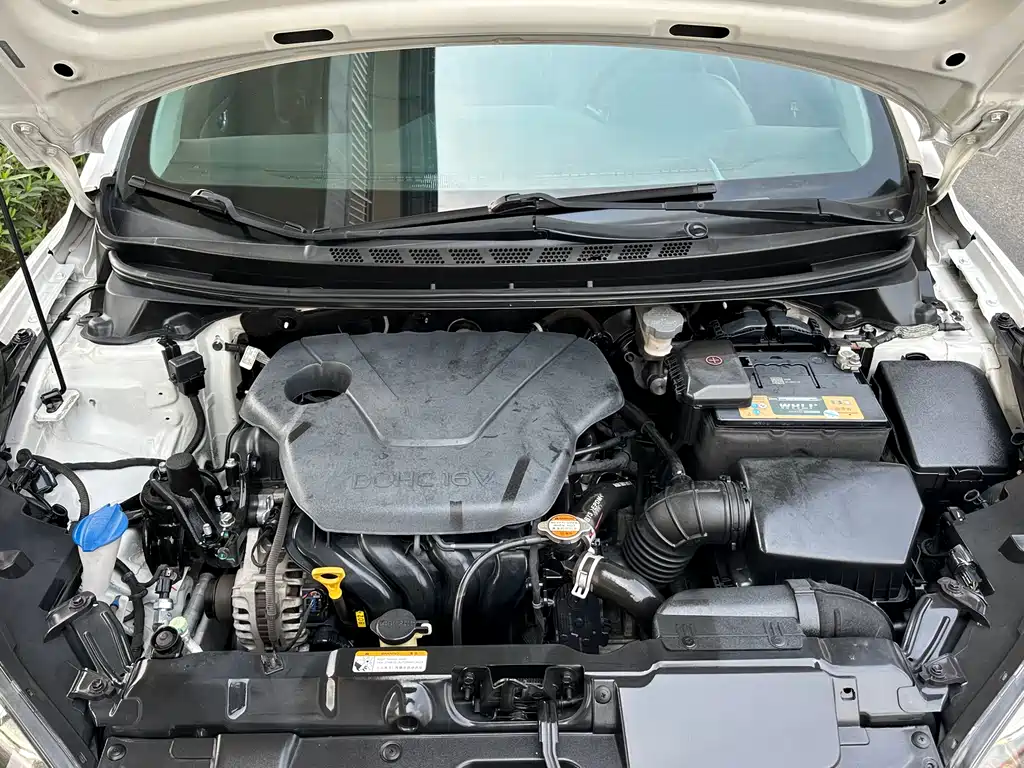 Hyundai Elantra Langdong 2016 — фото 14