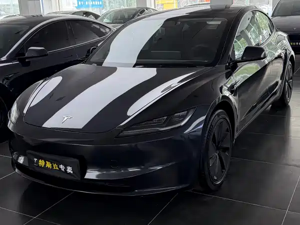 Tesla Model 3 2026