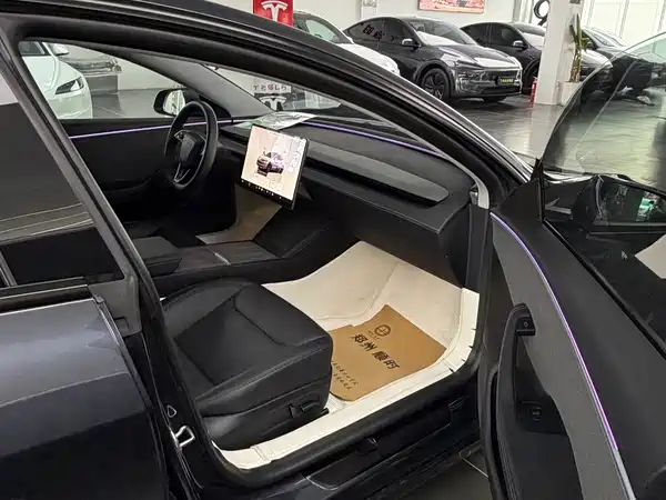 Tesla Model 3 2026