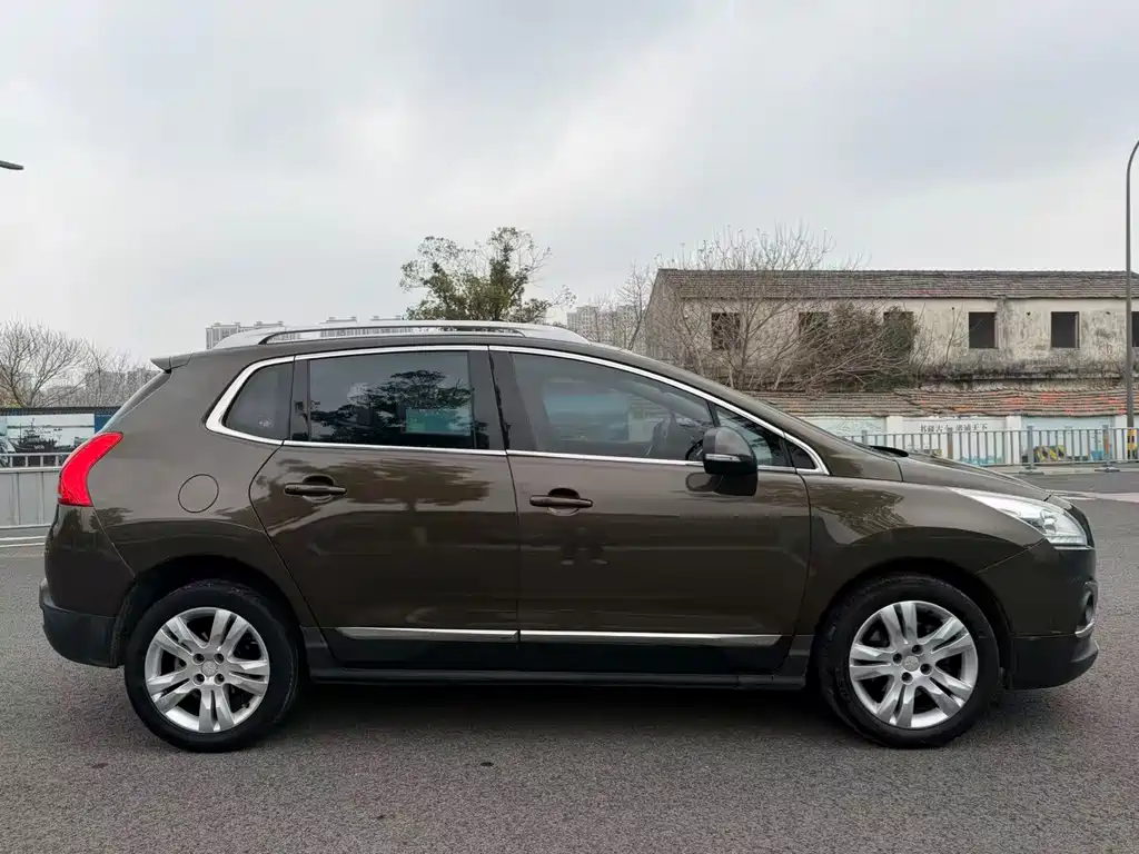 Peugeot 3008 2015 — фото 4