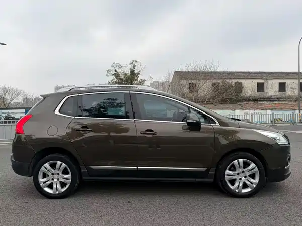 Peugeot 3008 2015
