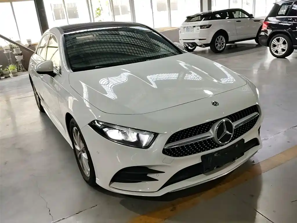 Mercedes-Benz A-Class 2020 — фото 4