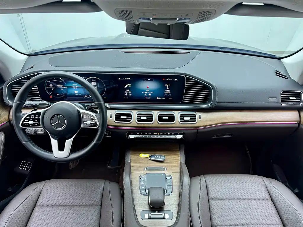 Mercedes-Benz GLE New Energy 2021 — фото 29