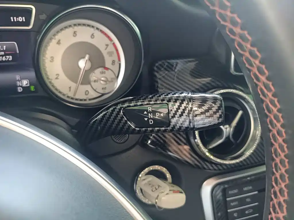 Mercedes-Benz CLA 2015 — фото 14