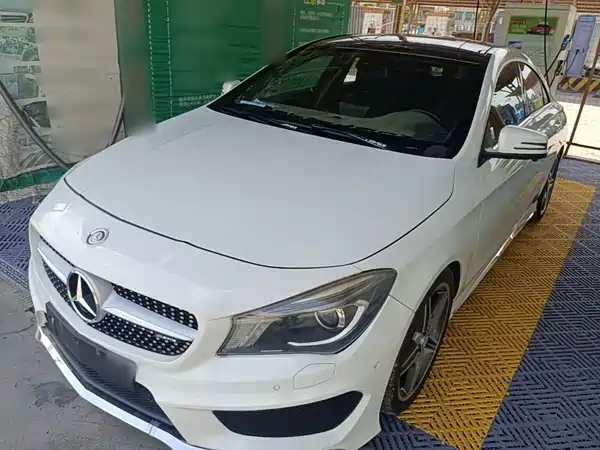 Mercedes-Benz CLA 2015