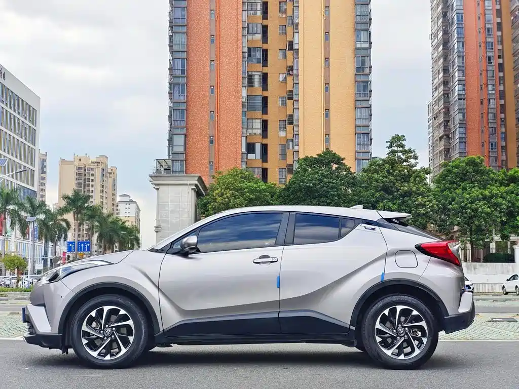 Toyota IZOA 2019 — фото 15