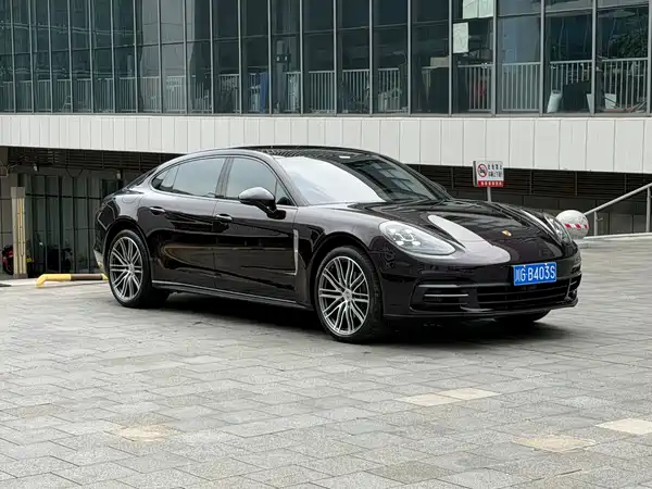 Porsche Panamera 2019