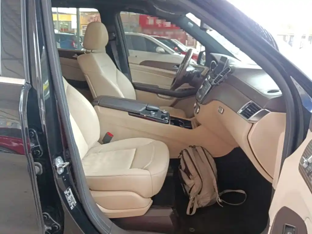 Mercedes-Benz GLE 2018 — фото 25
