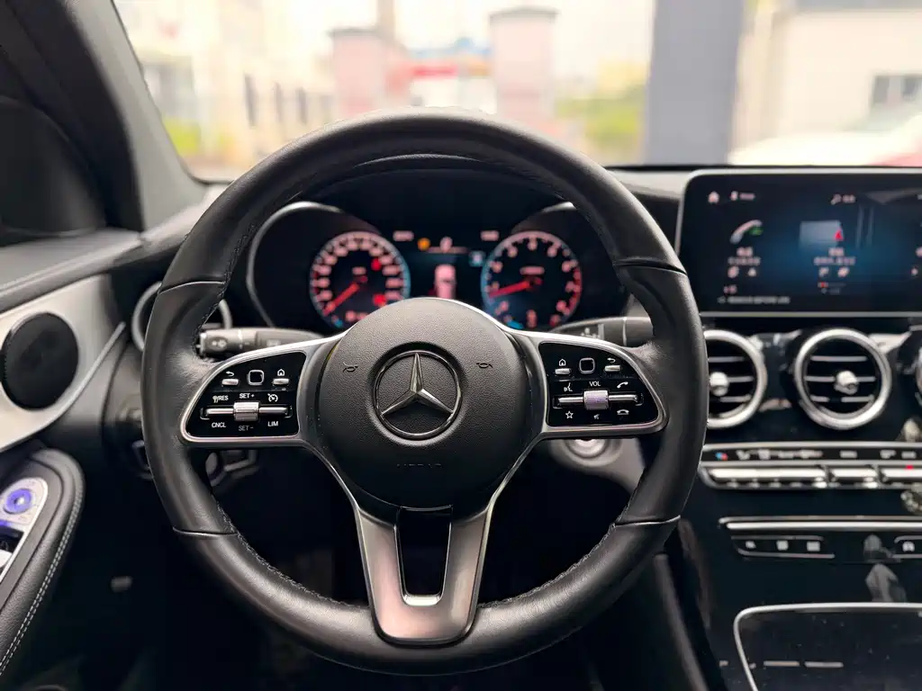 Mercedes-Benz GLC Coupe 2023 — фото 19