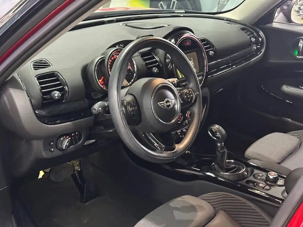 MINI Clubman 2016 — фото 18