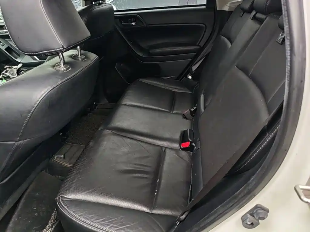 Subaru Forester 2016 — фото 17