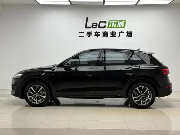Audi Q5L 2023