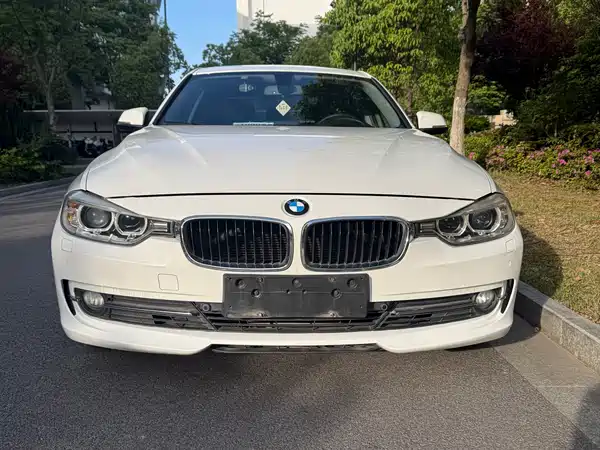 BMW 3 Series 2015