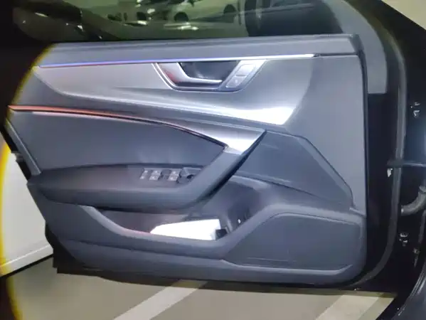 Audi A6L 2024