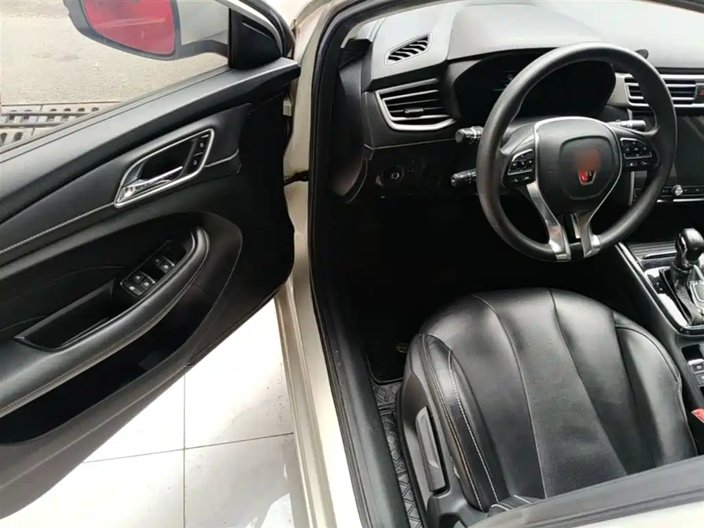 Roewe i5 2021 — фото 15