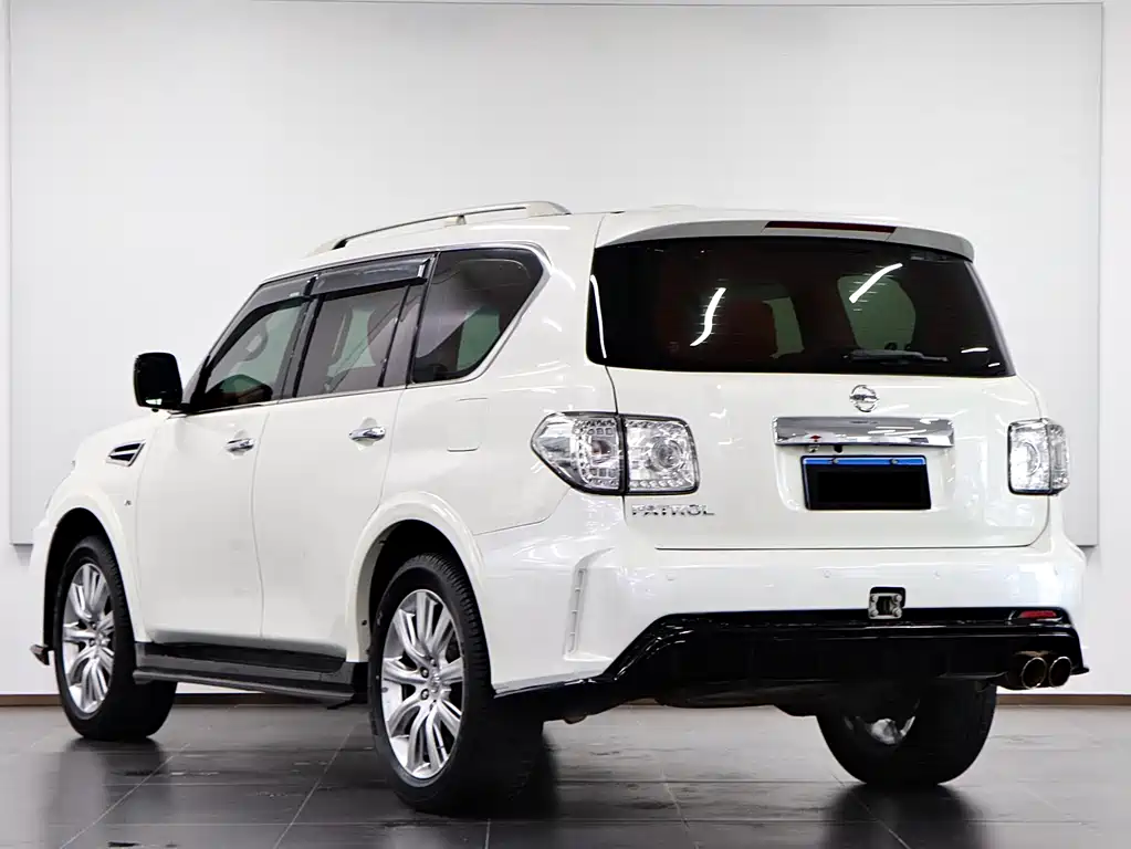 Nissan Patrol 2017 — фото 4