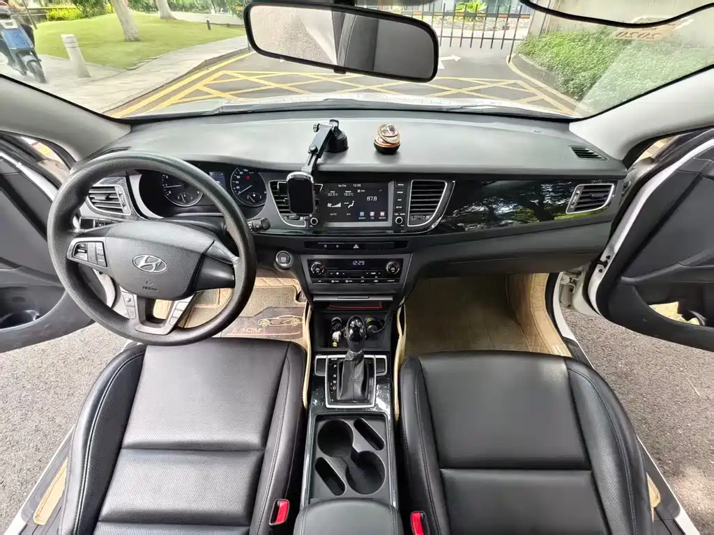 Hyundai Mistra 2016 — фото 6