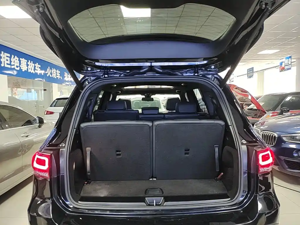 Mercedes-Benz GLB 2021 — фото 19