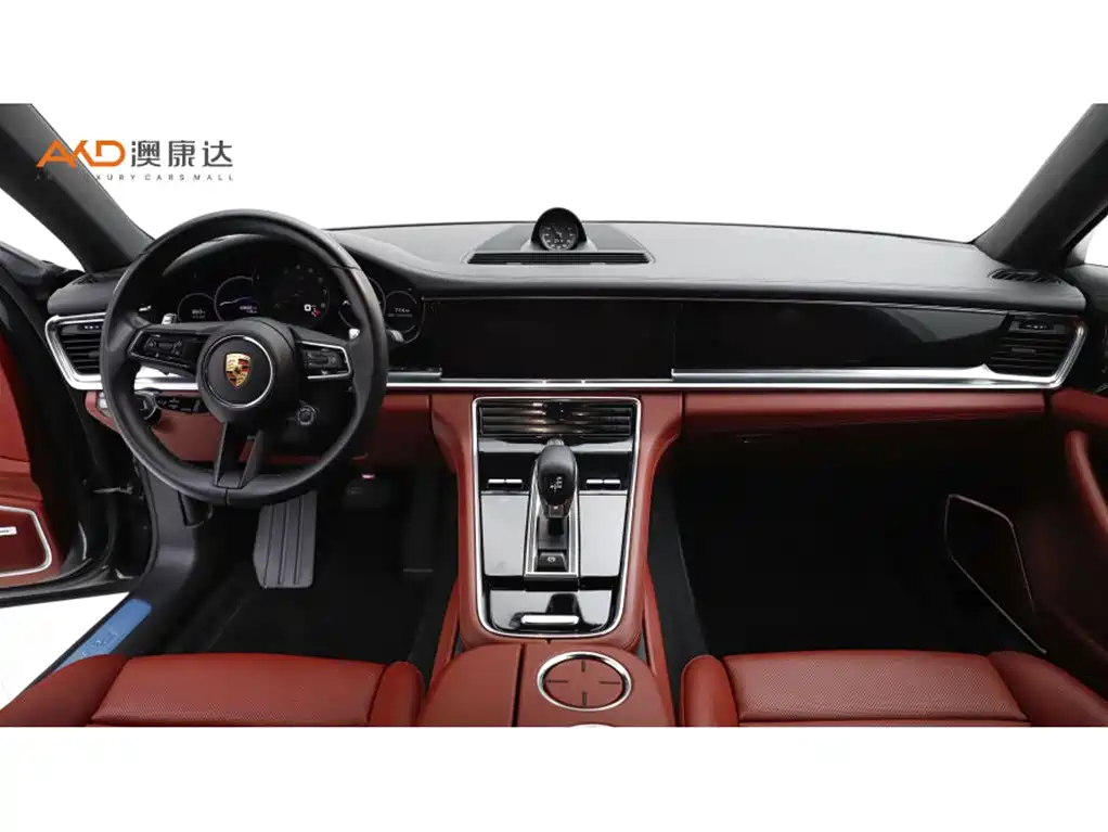 Porsche Panamera 2021