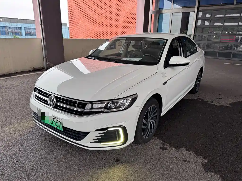 Volkswagen Bora EV 2021