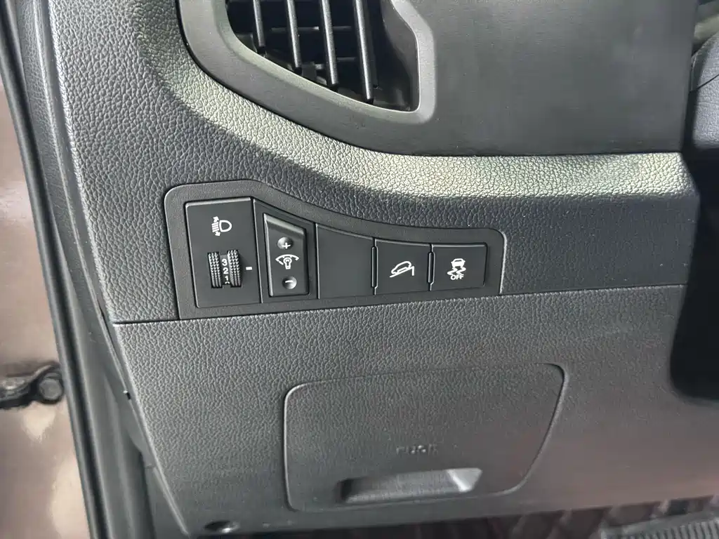 Kia Sportage 2012 — фото 19