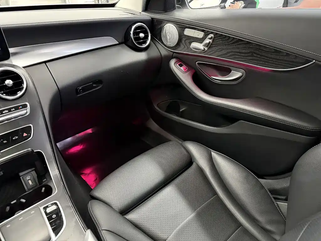 Mercedes-Benz C-Class 2021 — фото 12