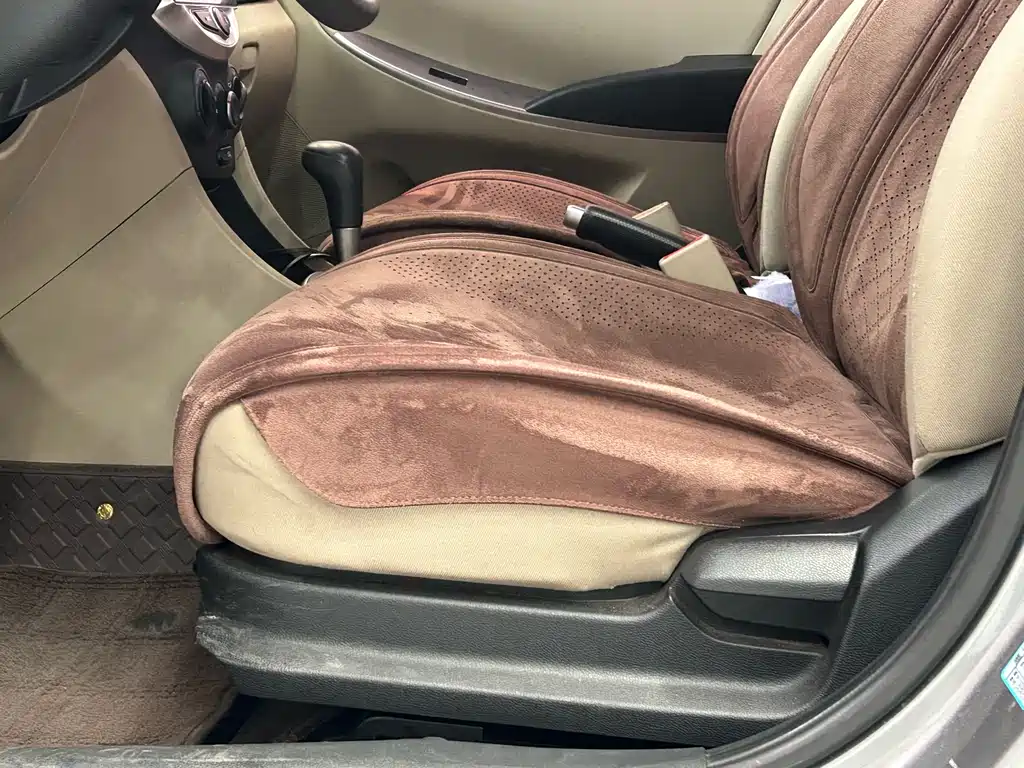 Hyundai Verna 2015 — фото 12