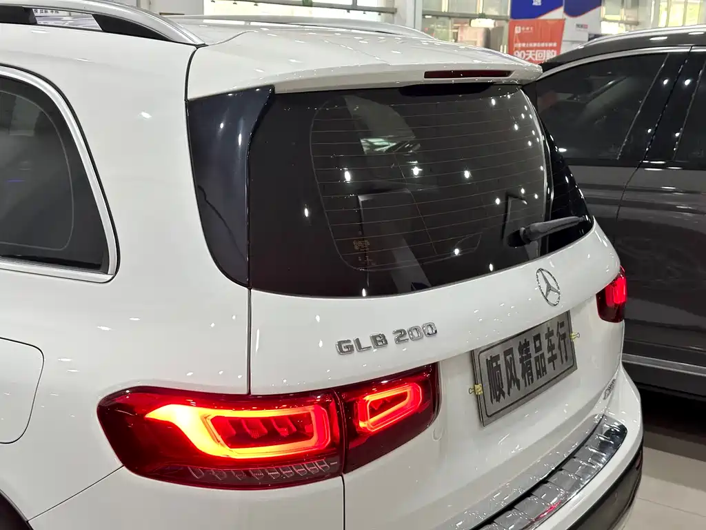 Mercedes-Benz GLB 2020 — фото 20