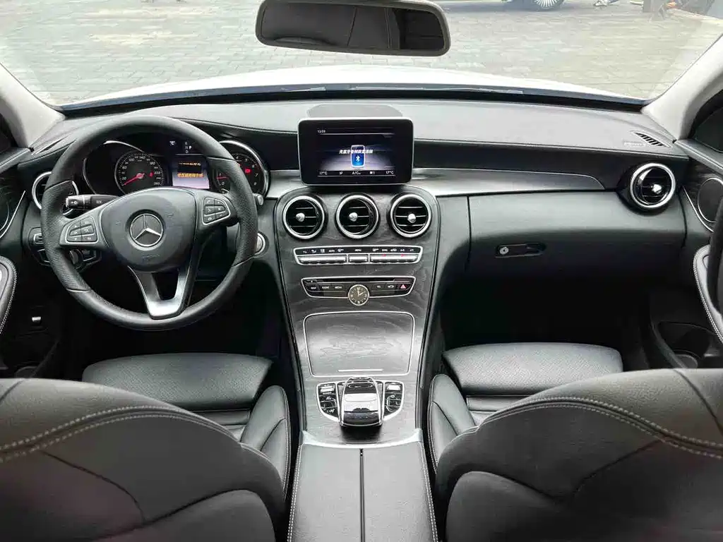 Mercedes-Benz C-Class 2018 — фото 8