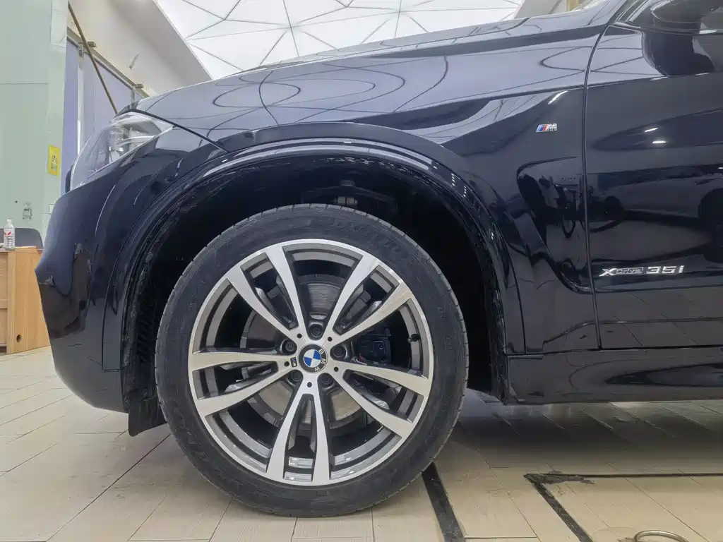 BMW X5 2018 — фото 13