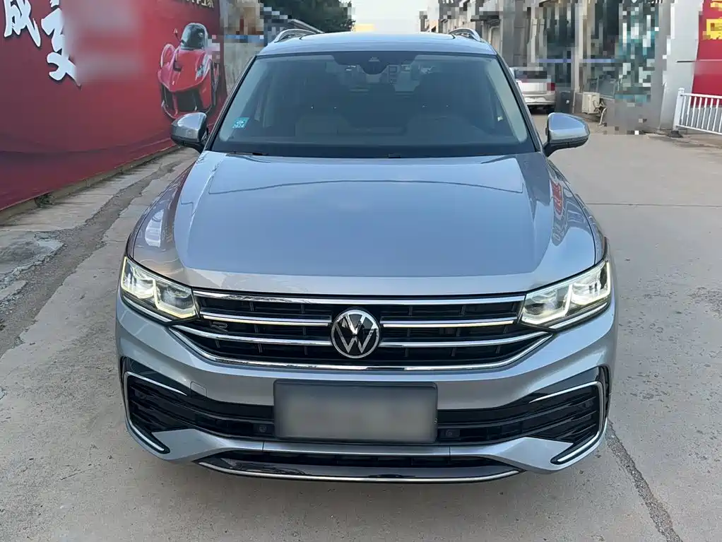 Volkswagen Tiguan L 2022
