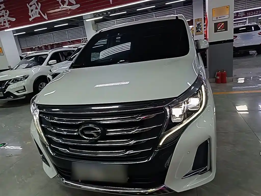 GAC Motor Trumpchi M8 2020 — фото 3