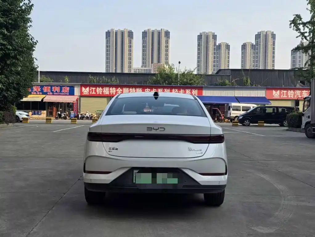 BYD Qin PLUS 2025 — фото 14