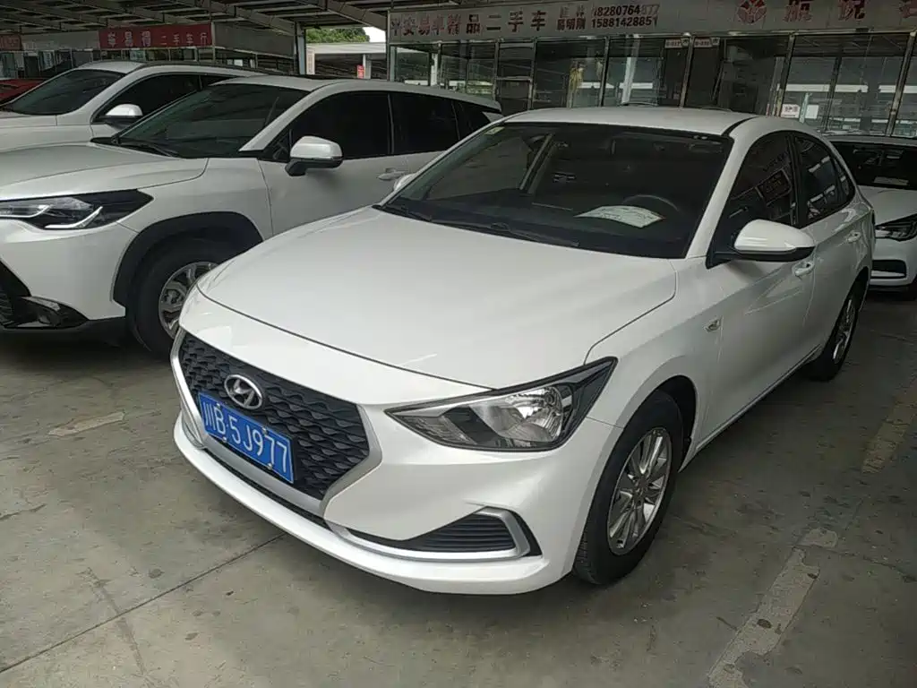 Hyundai Elantra 2021