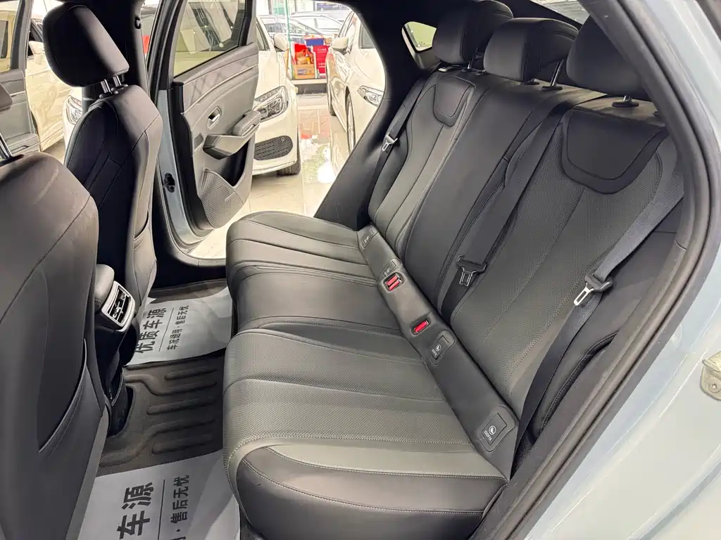 BYD Qin L 2025 — фото 7
