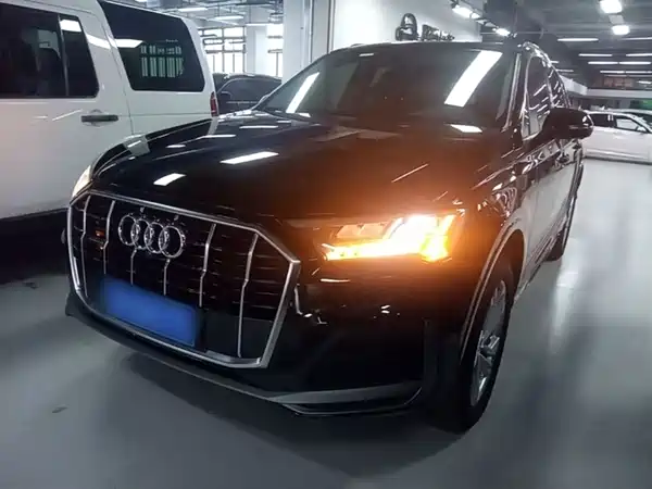 Audi Q7 2024