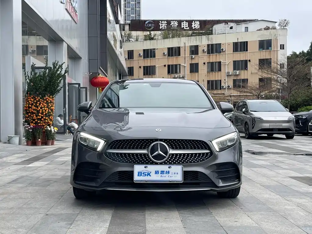 Mercedes-Benz A-Class 2021 — фото 2