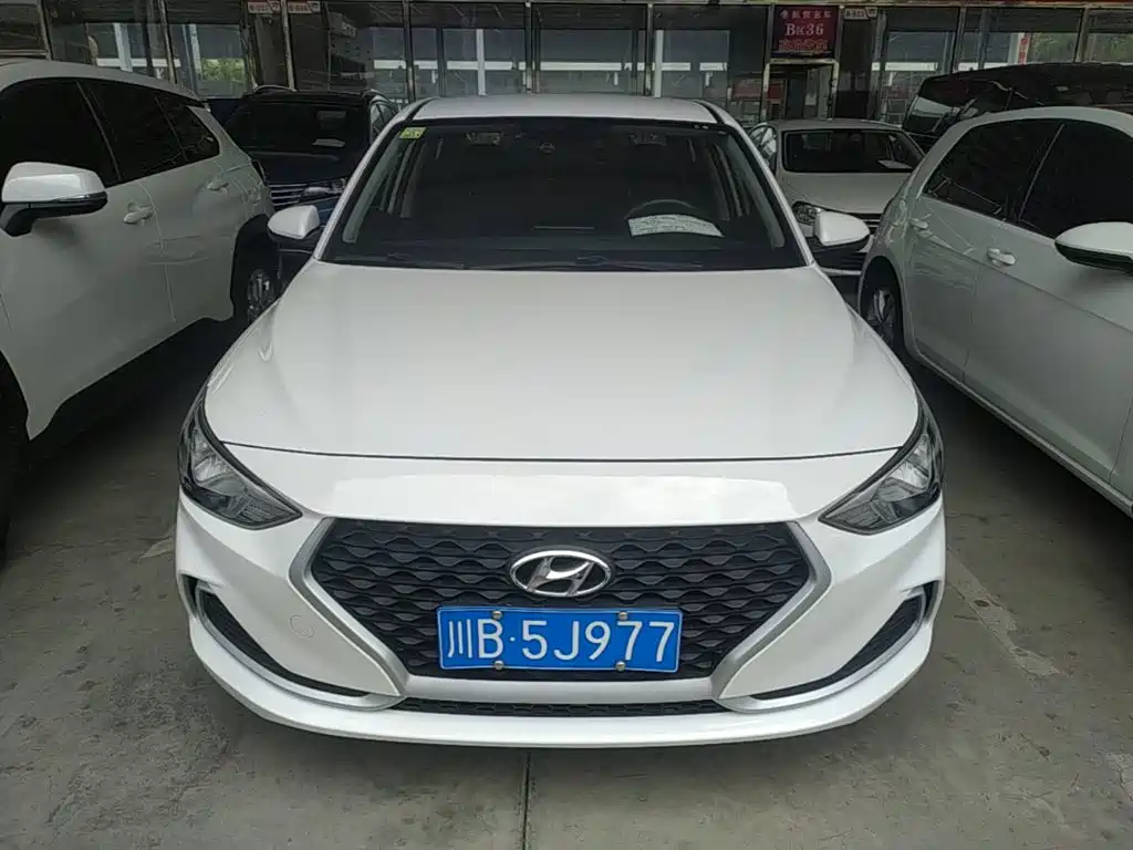 Hyundai Elantra 2021