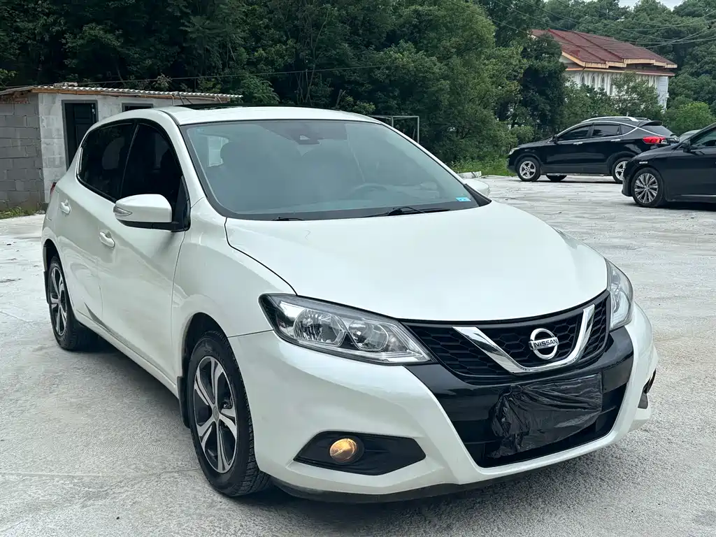 Nissan Tiida 2017