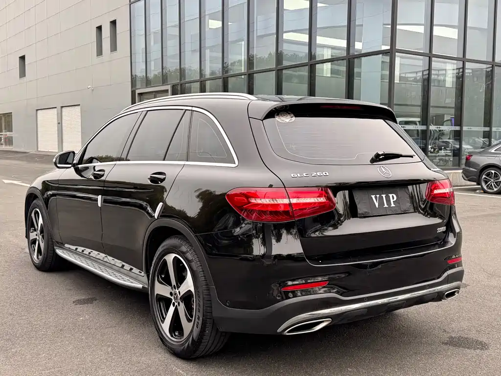 Mercedes-Benz GLC 2018 — фото 17