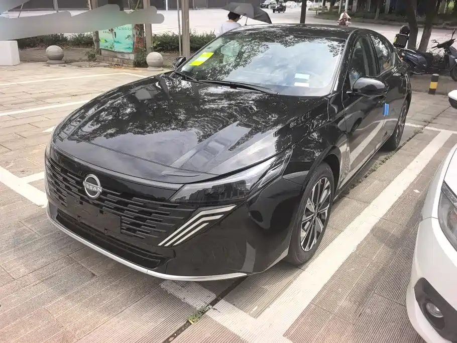 Nissan Teana 2026