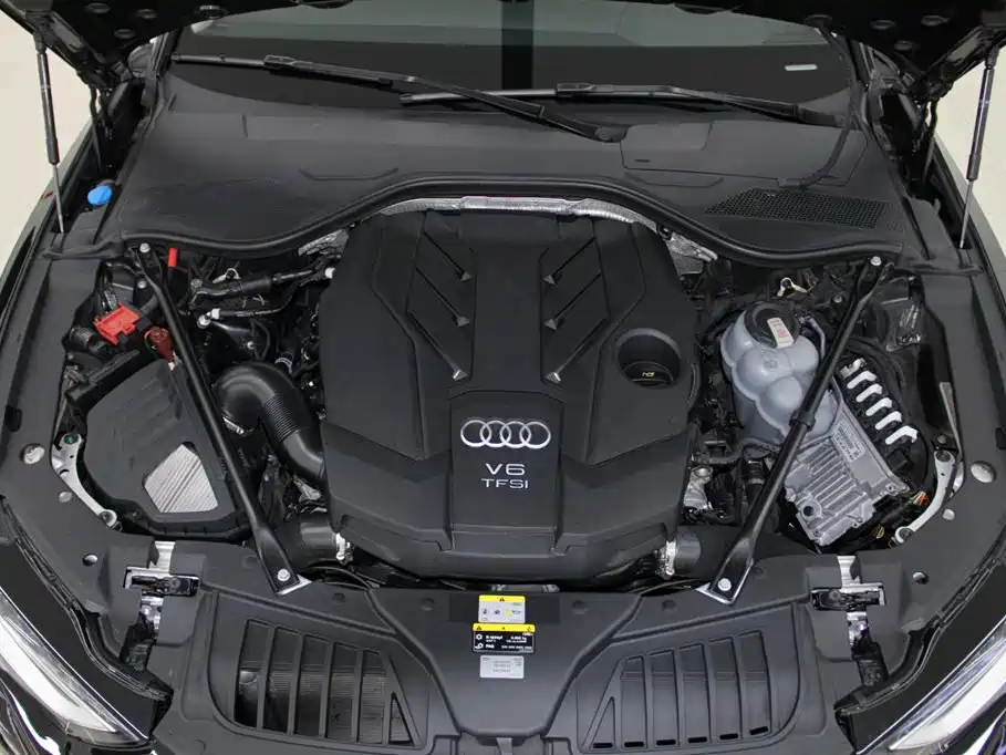 Audi A8 2023 — фото 27
