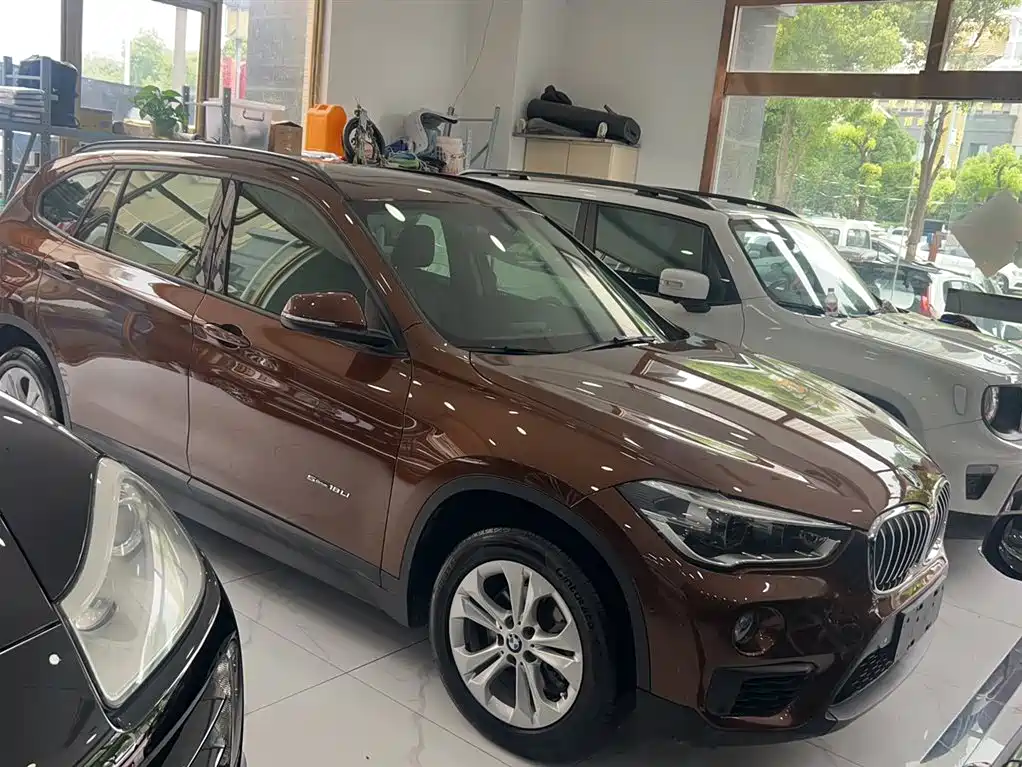 BMW X1 2017 — фото 8