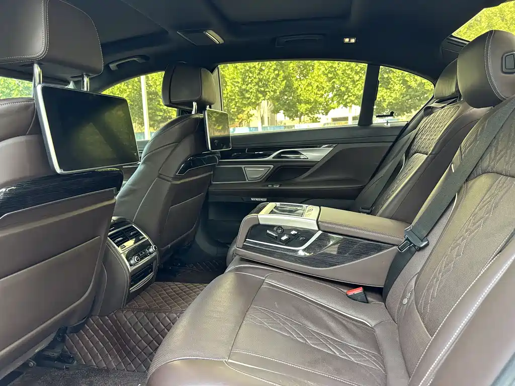 BMW 7 Series 2018