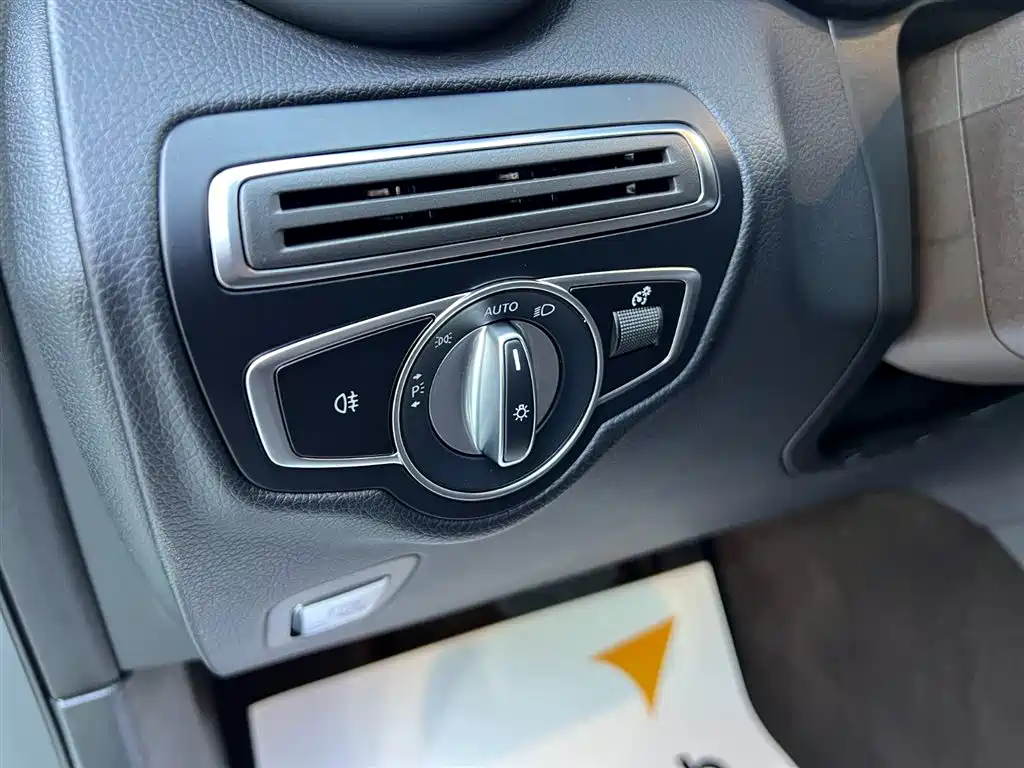 Mercedes-Benz GLC 2023 — фото 20
