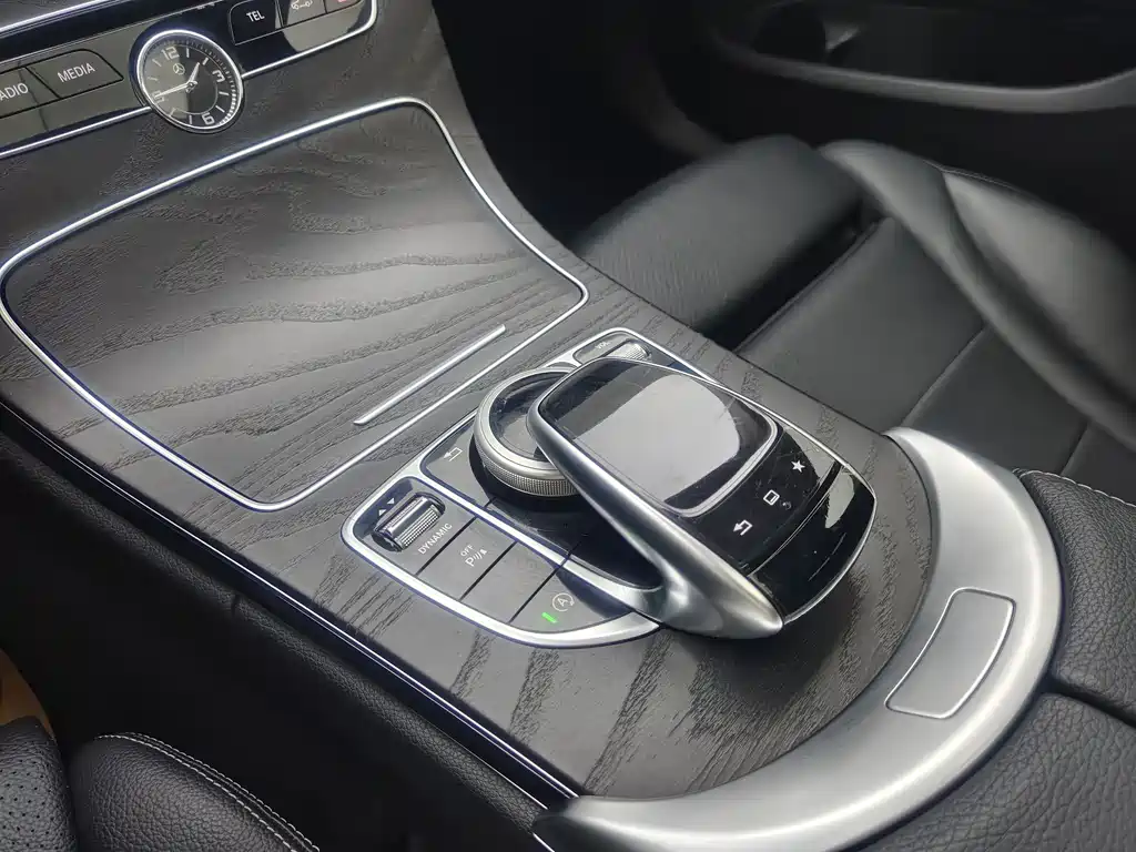 Mercedes-Benz C-Class 2016