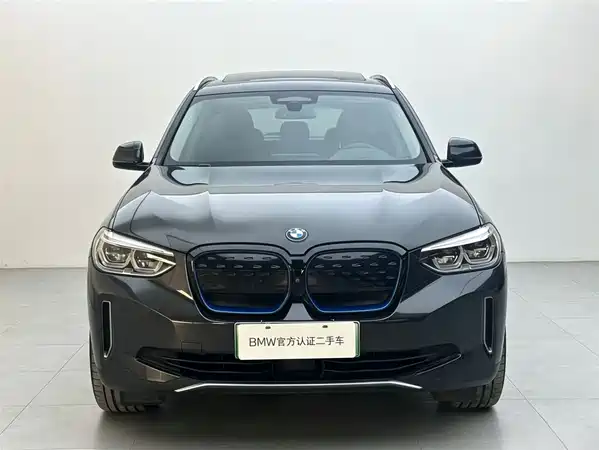 BMW iX3 2020